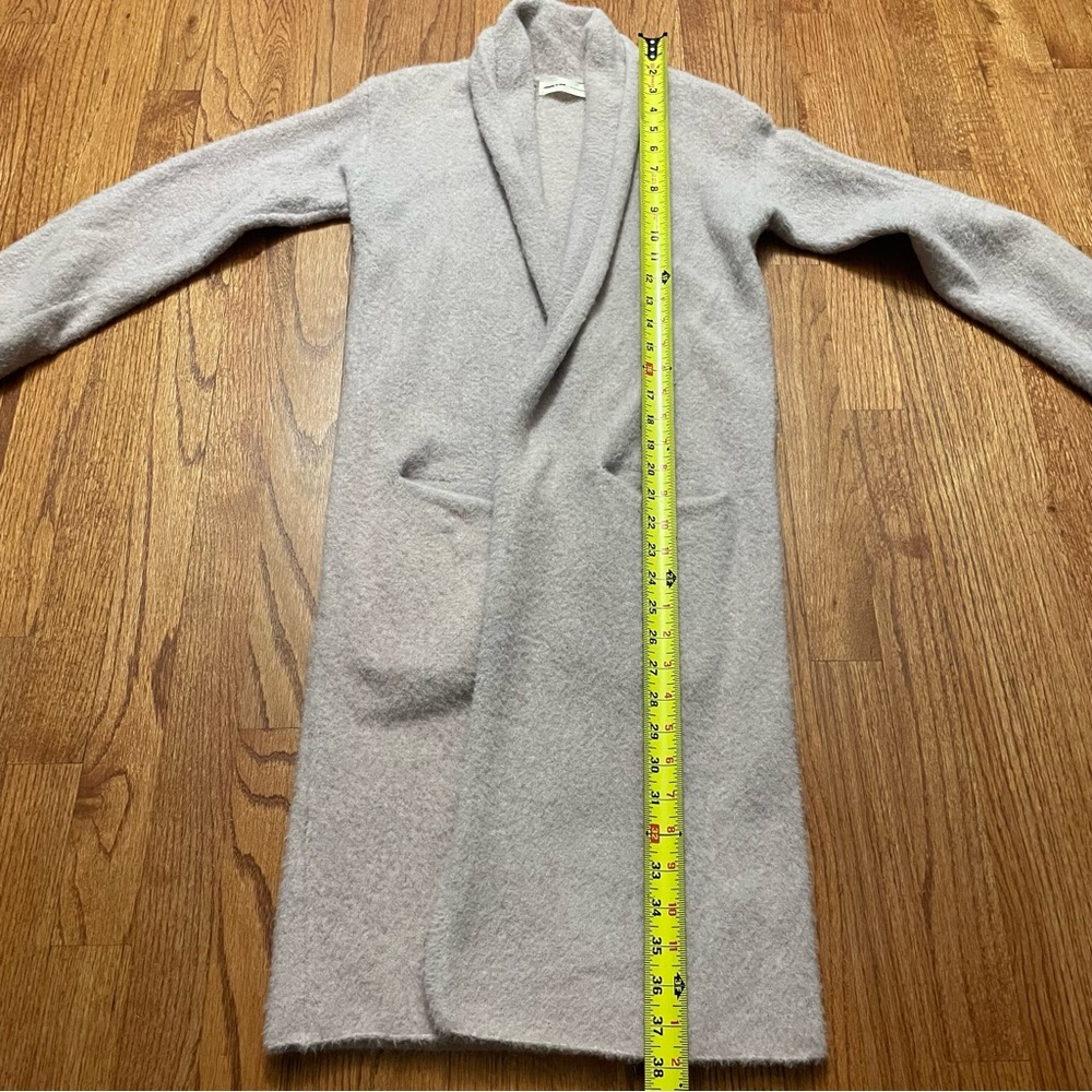 Sleeping on snow by Anthropologie Thornton Longline Fuzzy Cardigan Mauve Lilac - Picture 15 of 16